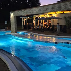 Wellness With Sauna Park Boedapest