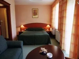 Aquarius Hotel Будапешт