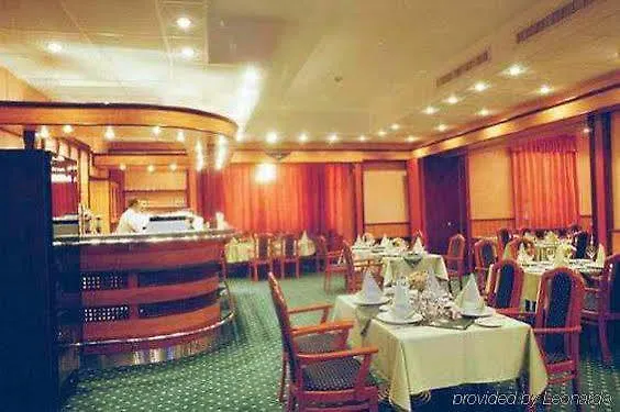 Aquarius Hotel Будапешт