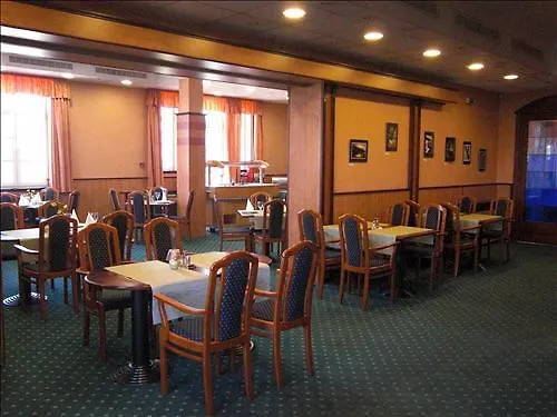 Aquarius Hotel Будапешт