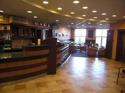 Aquarius Hotel Будапешт